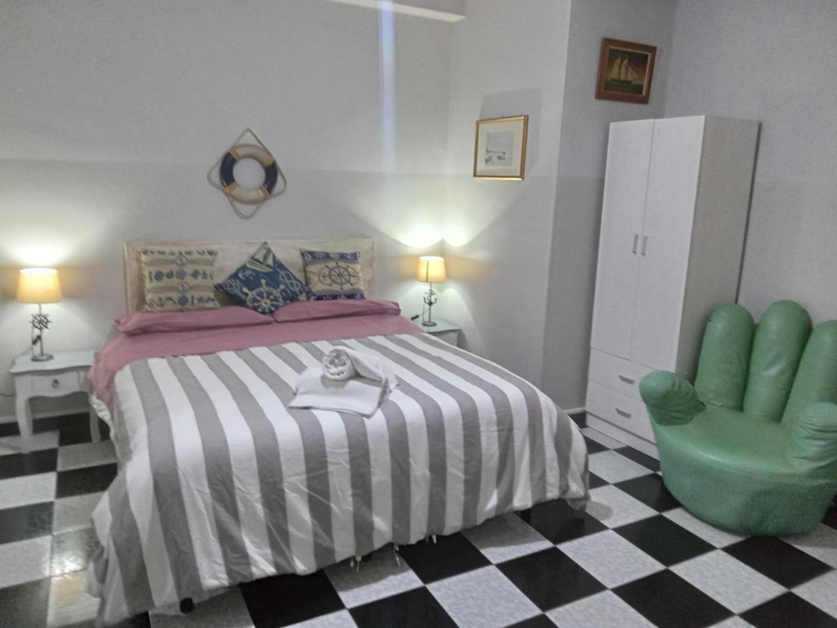 Salvone'S House B&B Giardini Naxos Esterno foto