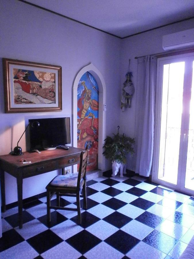 Salvone'S House B&B Giardini Naxos Esterno foto
