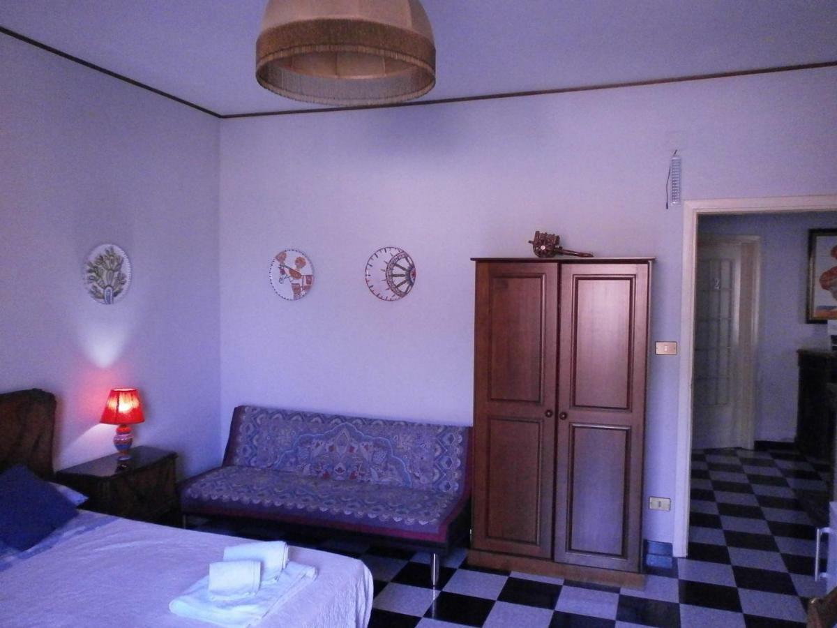 Salvone'S House B&B Giardini Naxos Esterno foto